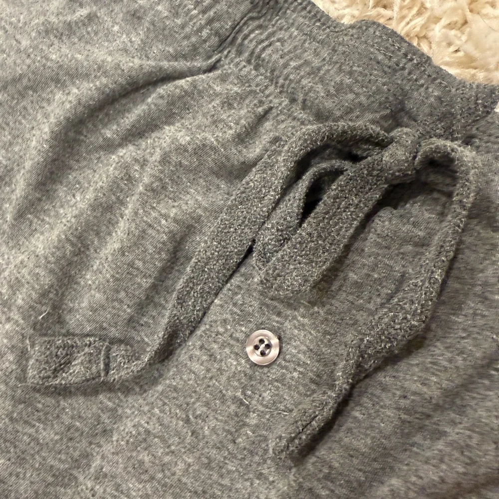 Box Lunch Star Wars Mandalorian Baby Yoda Heather Gray Lounge Pants
